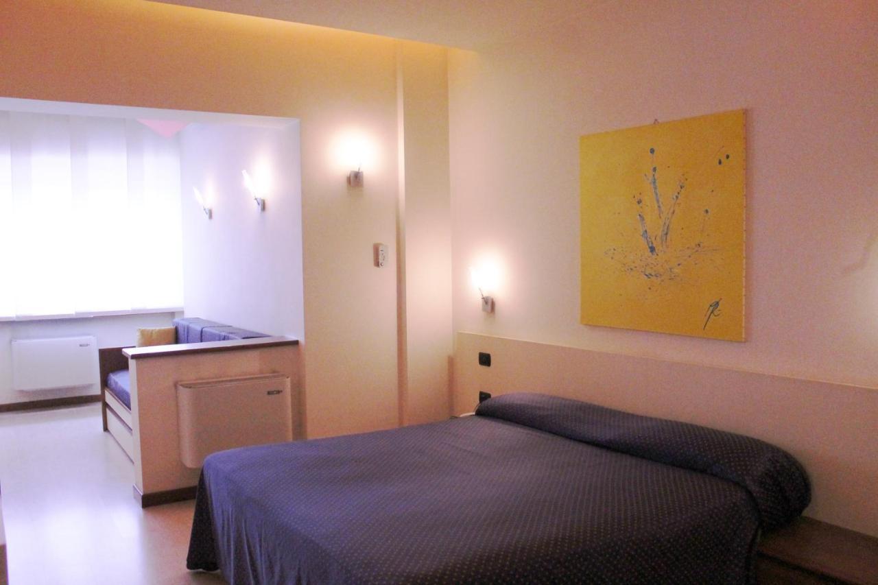 Hotel Oasi Tortona Ngoại thất bức ảnh