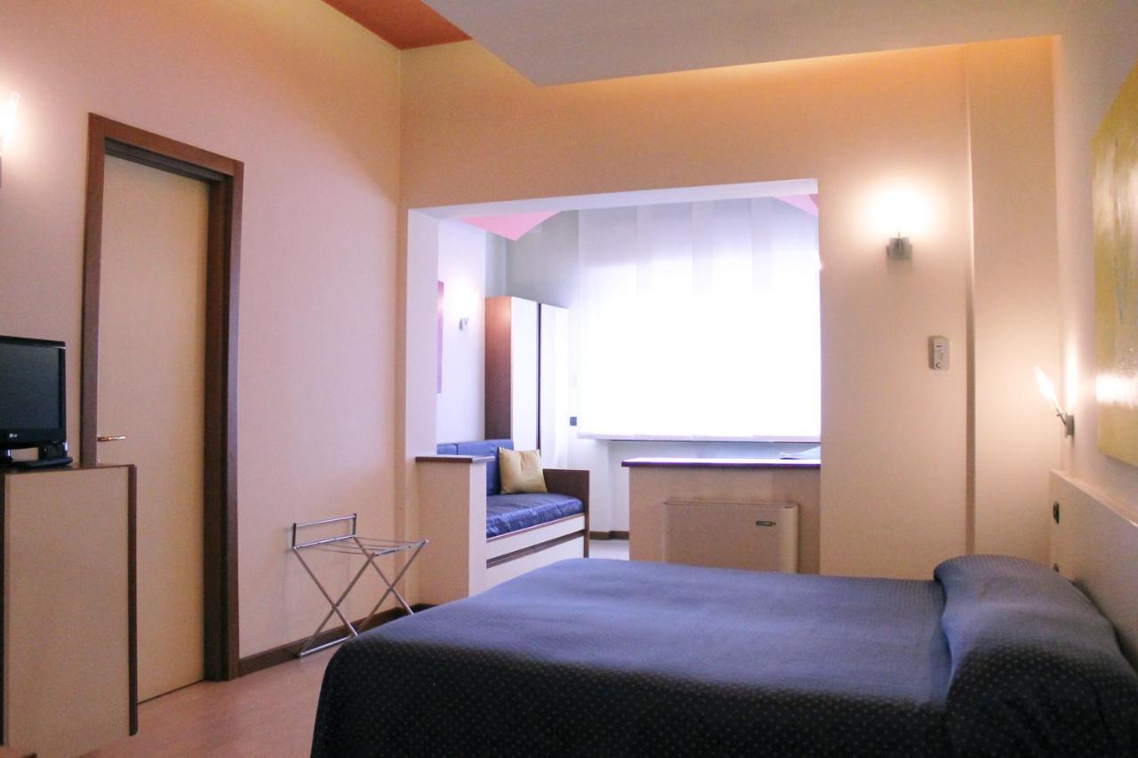 Hotel Oasi Tortona Ngoại thất bức ảnh
