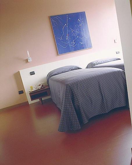 Hotel Oasi Tortona Phòng bức ảnh